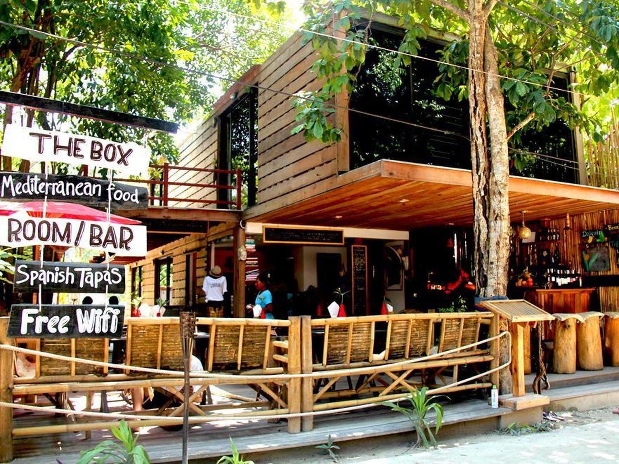 The Box - Lipe Resort Экстерьер фото